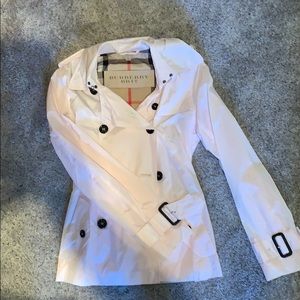 Women’s Burberry raincoat
